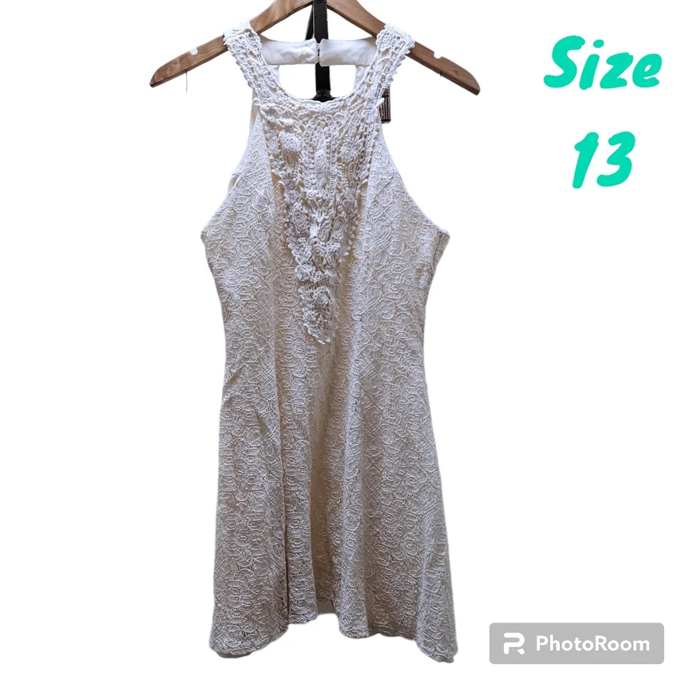 CITY TRIANGLES Halter Crochet Lace Skater Dress Keyhole Summer Boho Size 13
